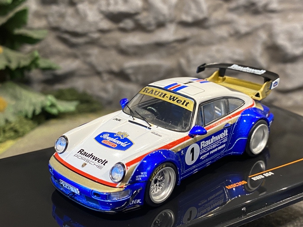 Skala 1/43 Porsche 911 RWB 964 fr IXO Models