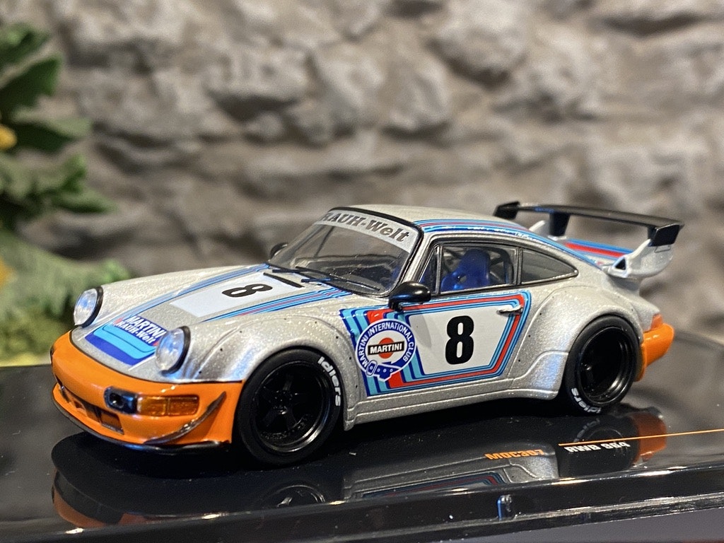 Skala 1/43 Porsche 911 RWB 964 fr IXO Models