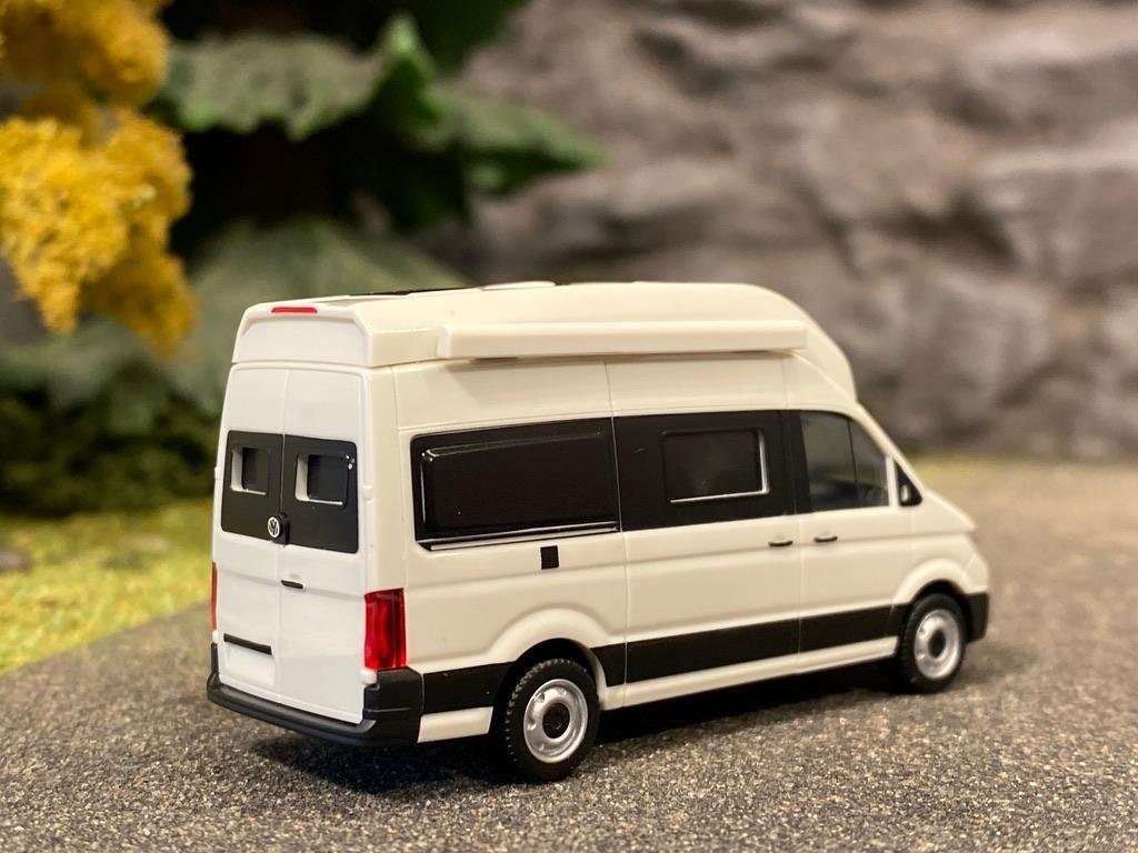 Skala 1/87 h0, NYHET! Volkswagen Crafter Husbil, Vit/svart från HERPA