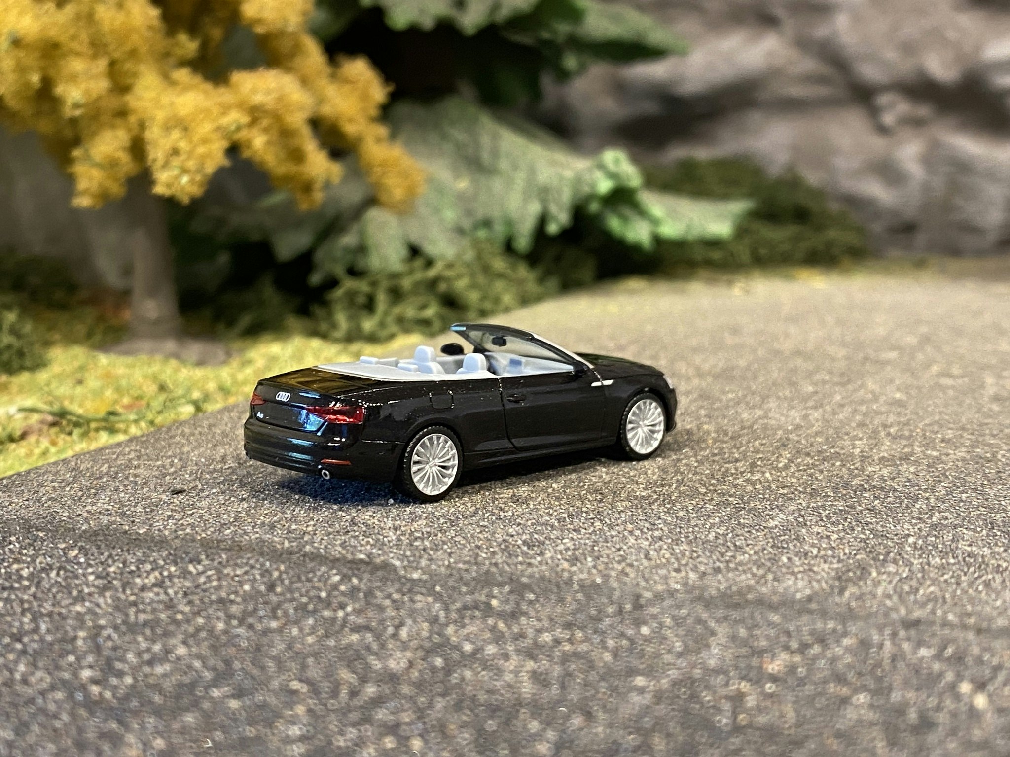Skala 1/87 h0, Audi A5 Cab från HERPA