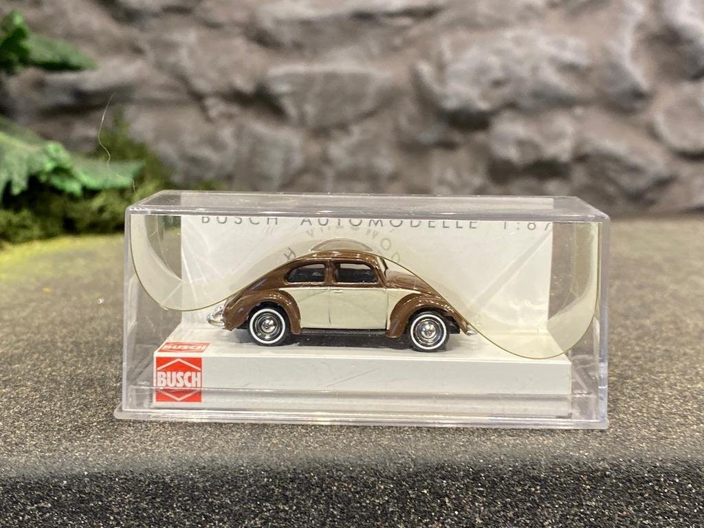 Skala 1/87 Volkswagen Bubbla Käfer tvåfärgad 51' från Busch