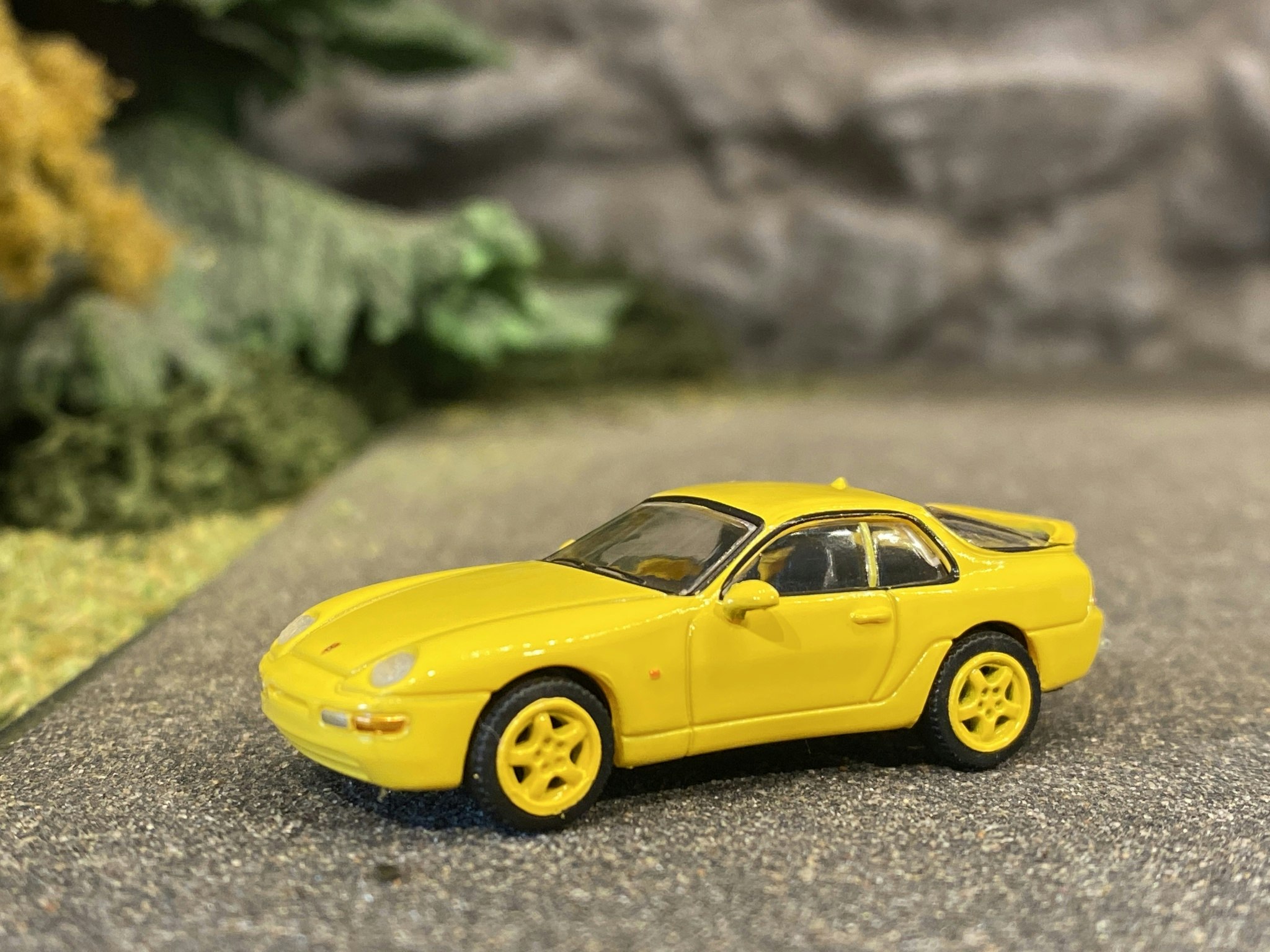 Skala 1/87 h0, Porsche 968 från PCX87