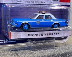 Skala 1/64 Plymouth Gran Fury 82' "Hot Pursuit" från Greenlight