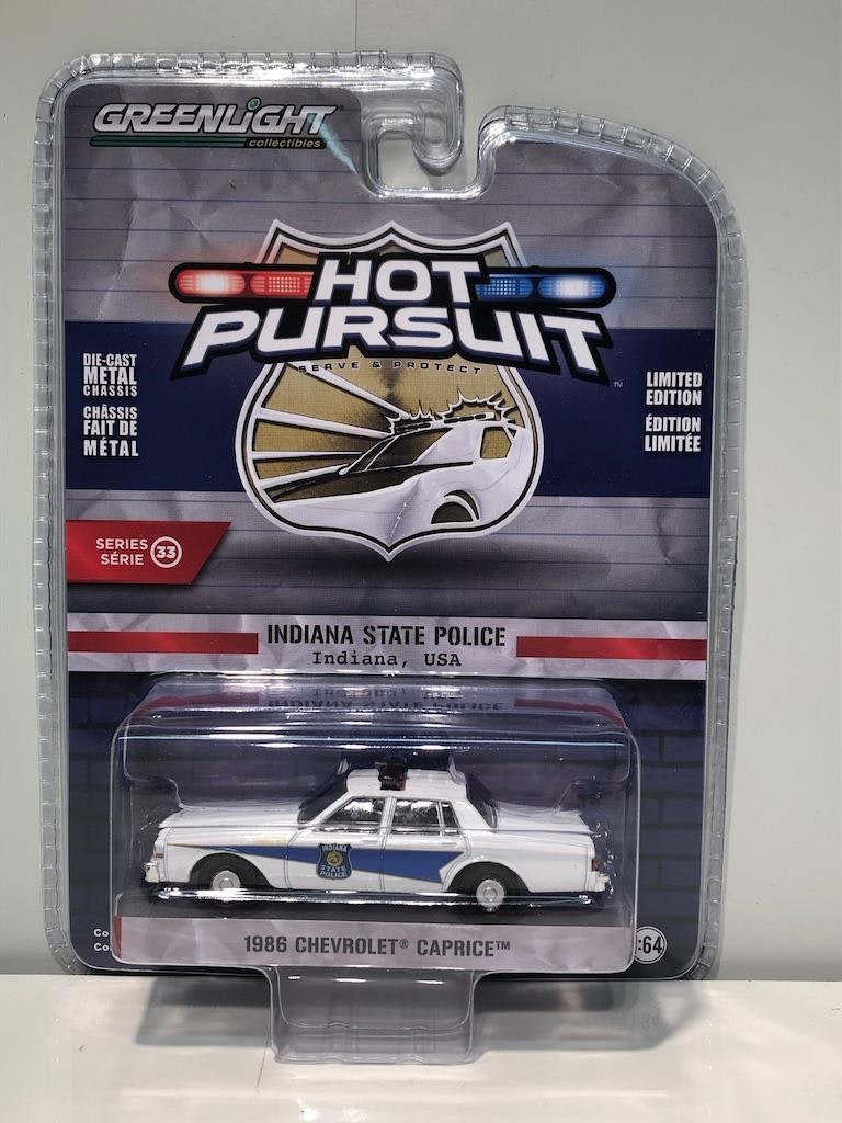 Skala 1/64 Chevrolet Caprice 86' "Hot Pursuit" från Greenlight