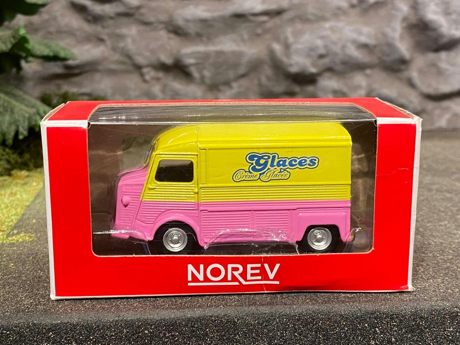 Skala 1/64 Citroen HY 1980' Glassbil "Glacier" Gul/rosa, från NOREV