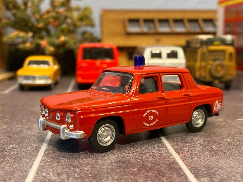 Skala 1/64 Renault 8 Gordini - Brandbil, från NOREV