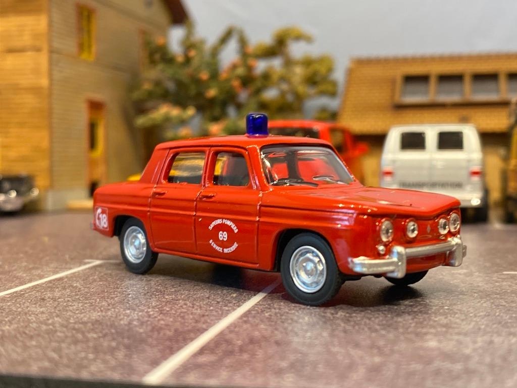 Skala 1/64 Renault 8 Gordini - Brandbil, från NOREV