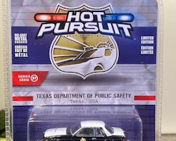 Skala 1/64 Ford Mustang SSP 82' "Hot Pursuit" från Greenlight