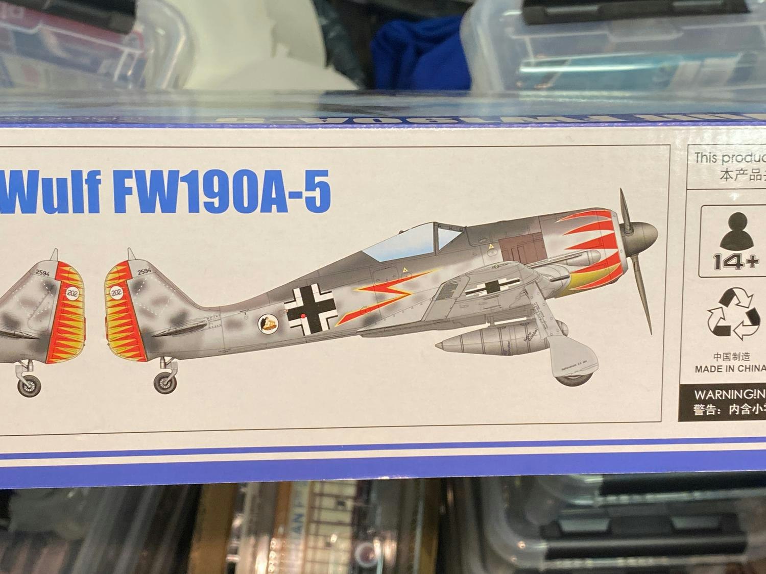 Skala 1/18 Byggsats Stridsflygplan Focke-Wulf FW190A-5 fr Hobby Boss