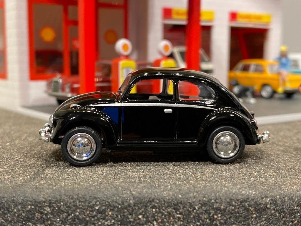 Skala 1/64 Volkswagen Typ 1 Bubbla / Beetle 1967, Svart fr Kinsmart