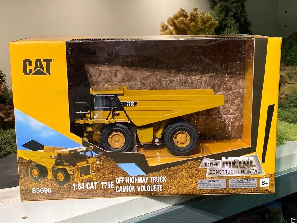 Skala 1/64 CAT 775E Mining Truck Gruvlastbil fr DM Diecast Masters