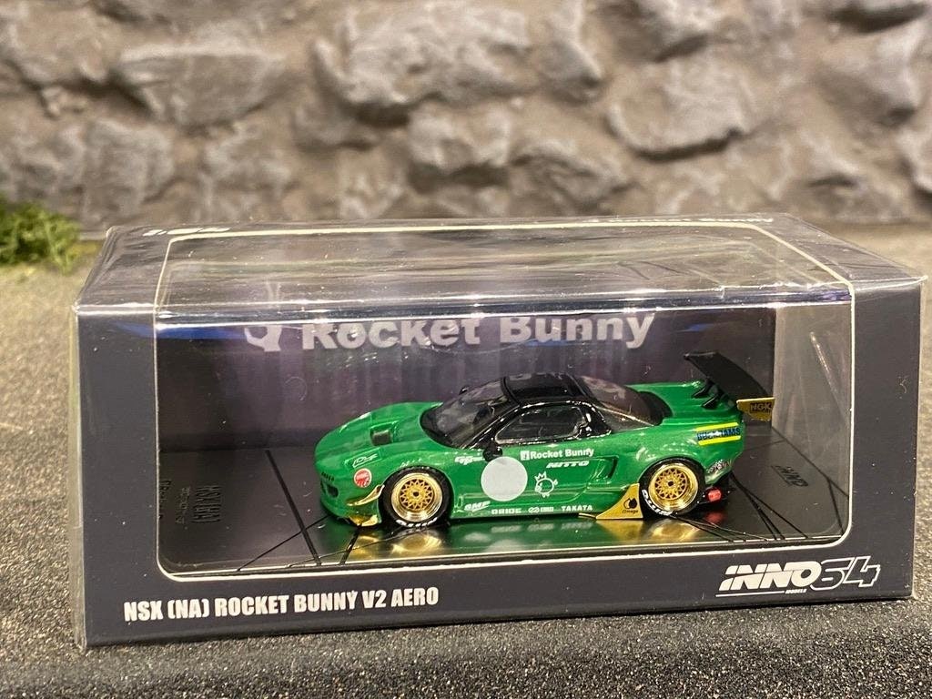 Skala 1/64 NSX Na1 Pandem Rocket Bunny Grön m Guldfälgar fr Inno64