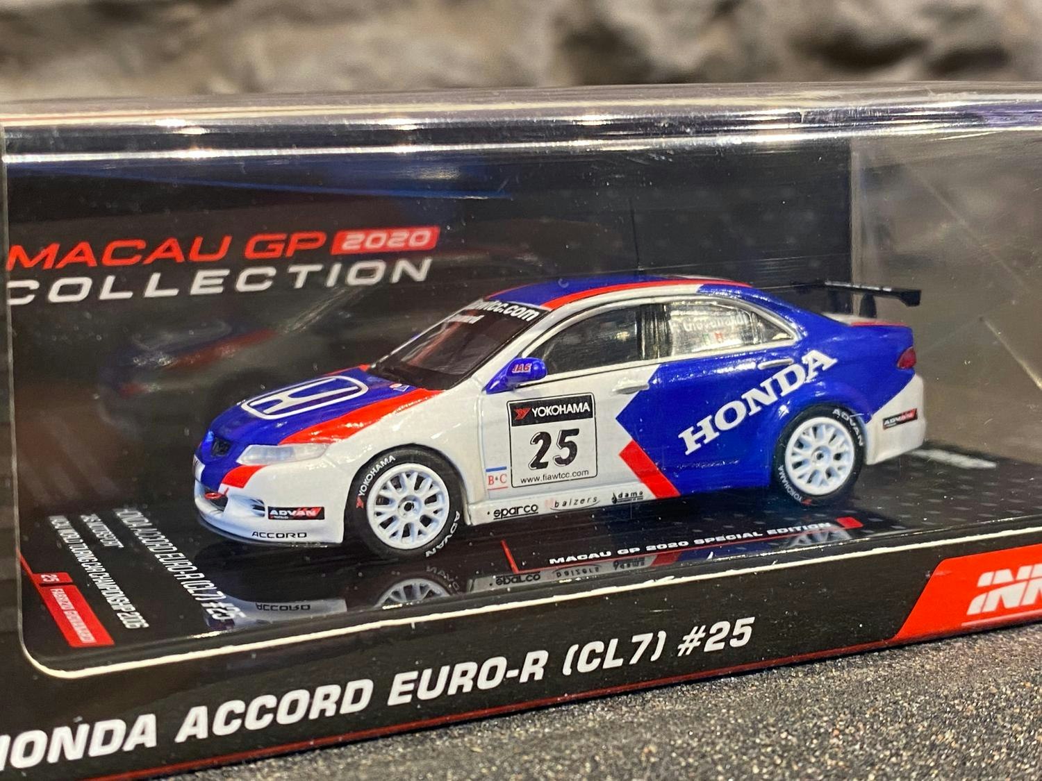 Skala 1/64 Honda Accord Euro-R (CL7) #25 fr Inno64