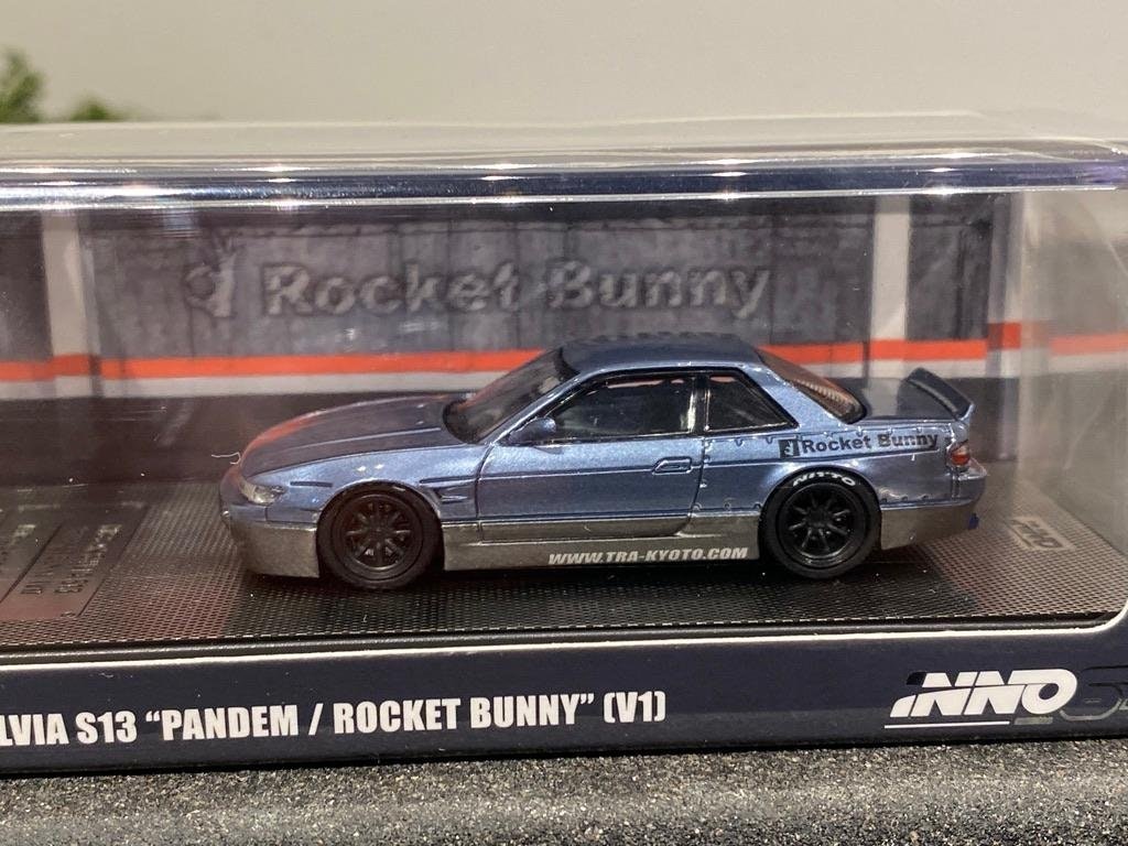 Skala 1/64 Nissan Silvia (S13) Pandem Rocket Bunny (V1) fr Inno64