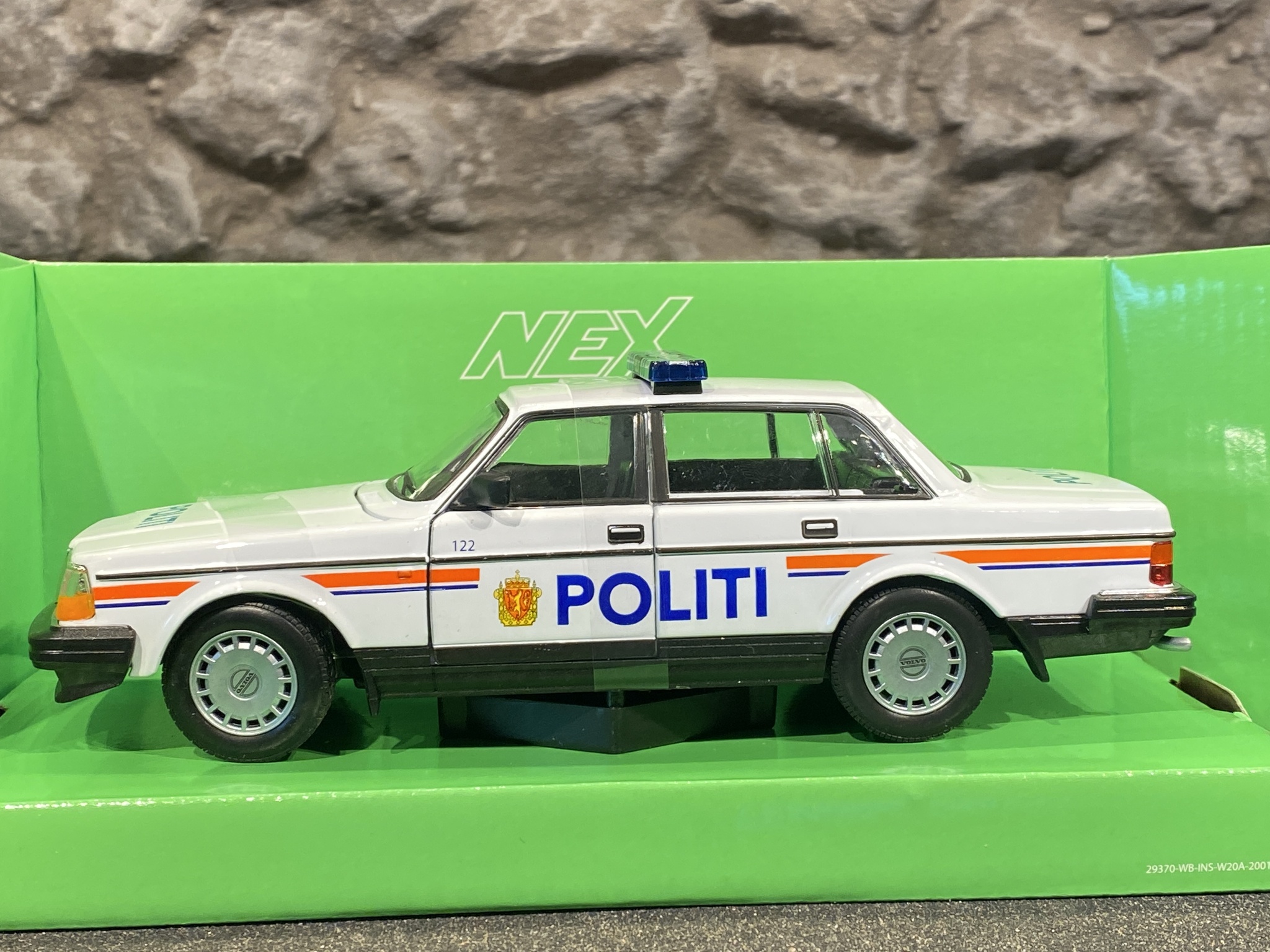 Skala 1/24 Volvo 240 GL, Norsk Politi, Polis, vit  fr Welly