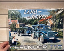 Plåtskylt ca 32 x 42 cm Motiv: Land Rover, Defender 110