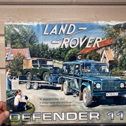 Plåtskylt ca 32 x 42 cm Motiv: Land Rover, Defender 110