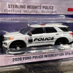 Skala 1/64 Ford Police Interceptor Utility 2020' "Hot Pursuit" från Greenlight