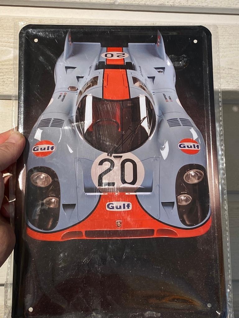 Plåtskylt ca 30 x 20 cm Motiv: Porsche 917K "Gulf"
