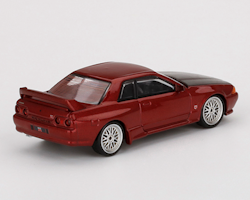 Skala 1/64 - Nissan Skyline GT-R (R32) Pärlröd, BBS LM fälgar, från MINI GT