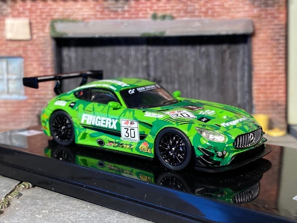 Skala 1/64 Mercedes Benz AMG GT3 eRacing #30 Grand Prix fr TARMAC works