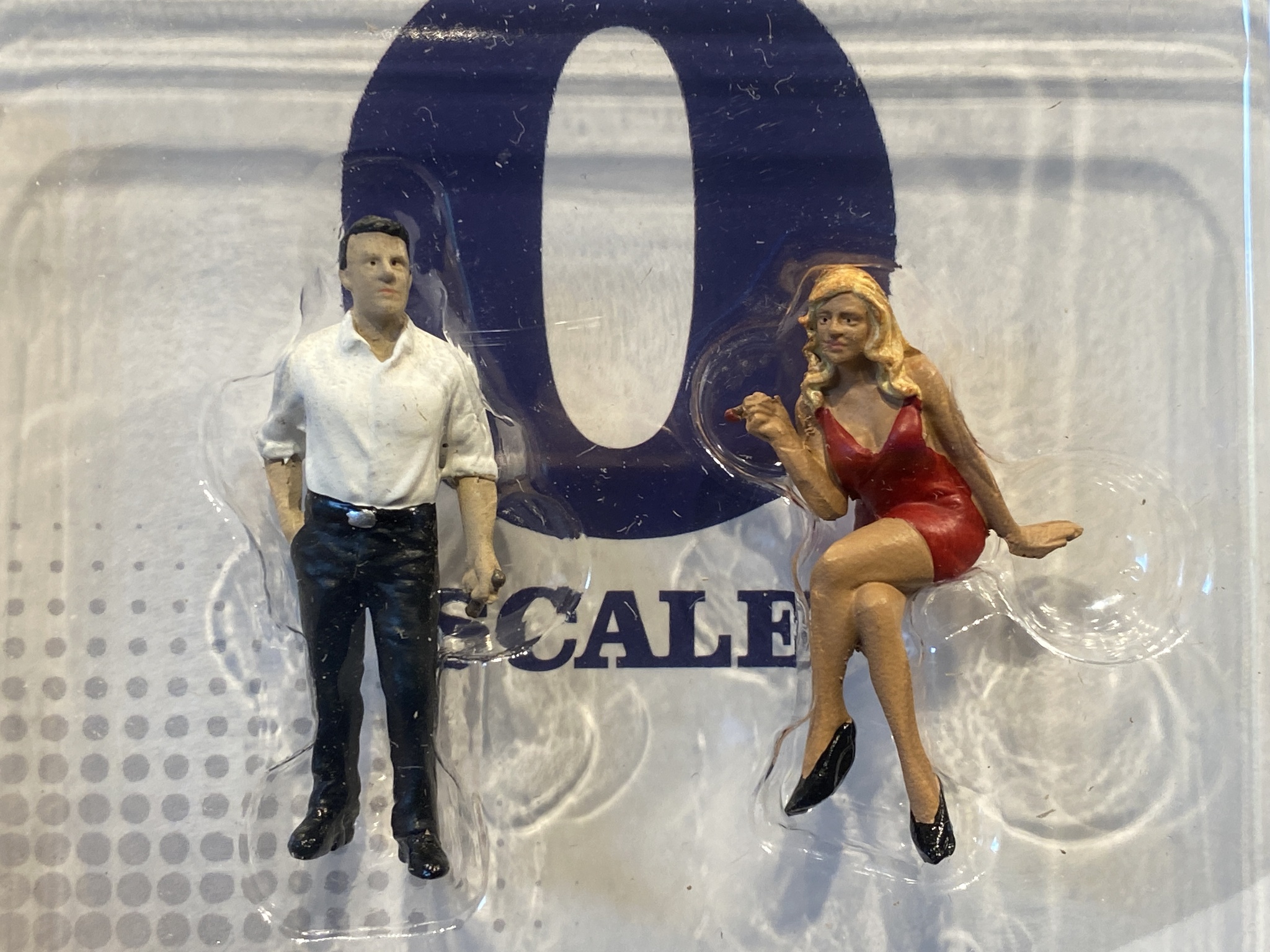 Skala 1/43, 0-skala, En man & en kvinna (70-tal) - American Diorama