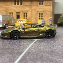 Skala 1/64 Otroligt fin Lamborghini Huracán, Magic Bronze från MINI GT