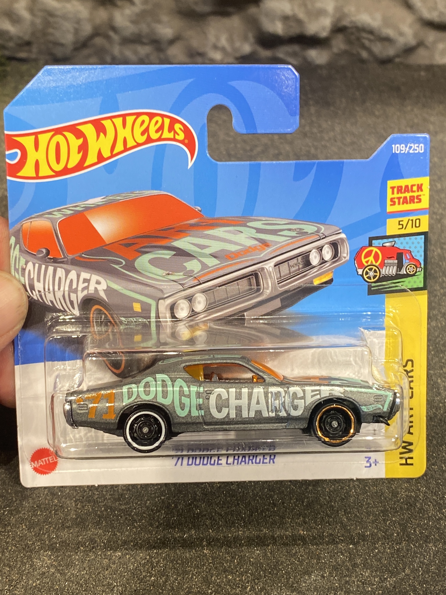 Skala 1/64 Hot Wheels "HW ART CARS": Dodge Charger 71'