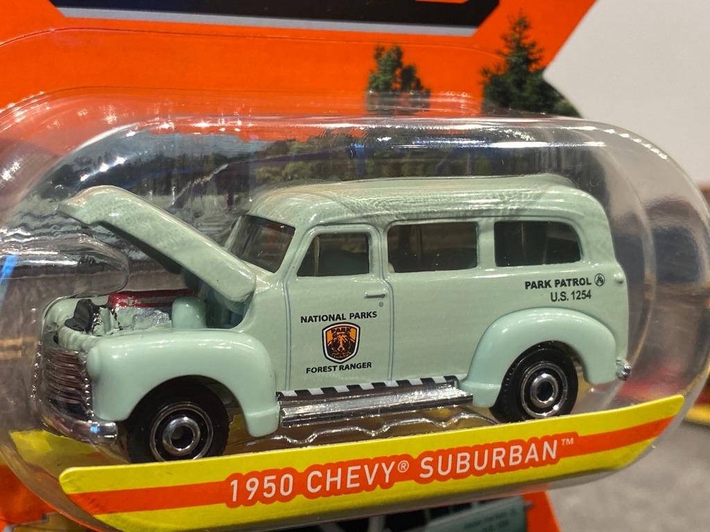 Skala 1/64 Matchbox "Moving Parts": Chevy Suburban 1950