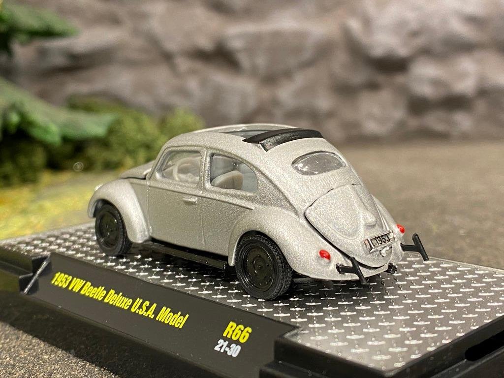 Skala 1/64 Volkswagen Beetle DeLuxe USA Model 53' "Auto-Shows" fr M2 Machines