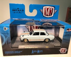 Skala 1/64 Datsun 510 70' "Auto Meets" från M2 Machines