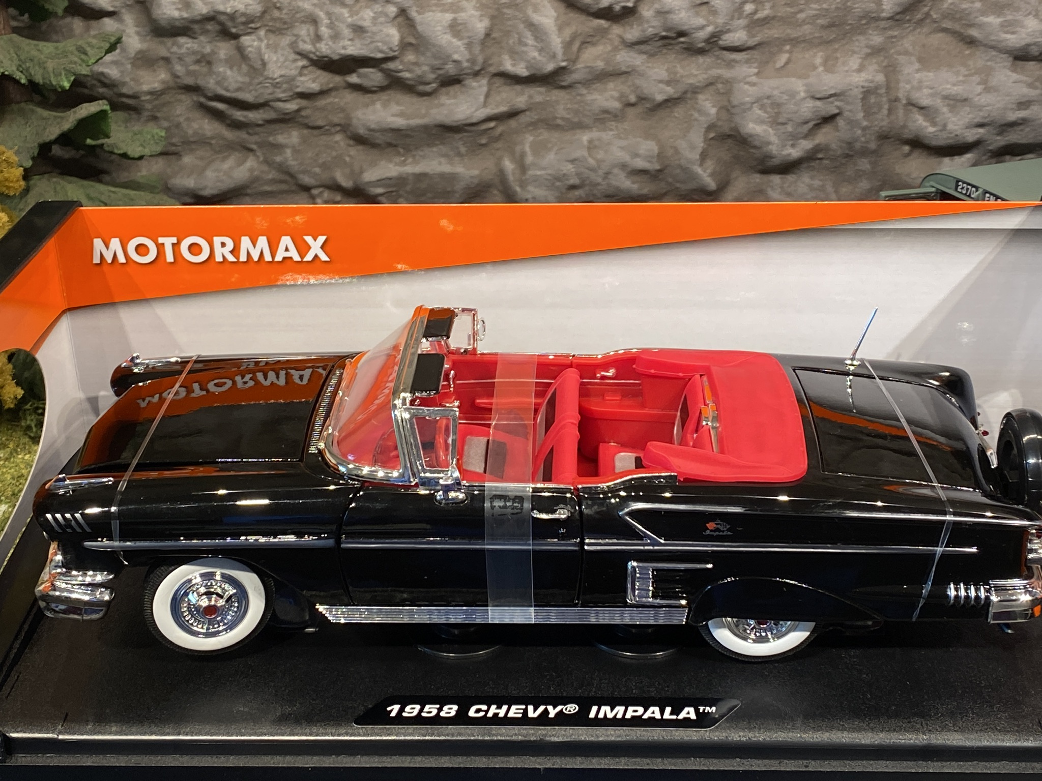 Skala 1/18 Chevrolet Impala Cab 1958 fr MotorMax