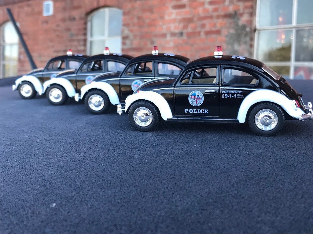 Skala 1/32 Svart Polis Volkswagen Bubbla Typ 1 1967' fr Kinmart