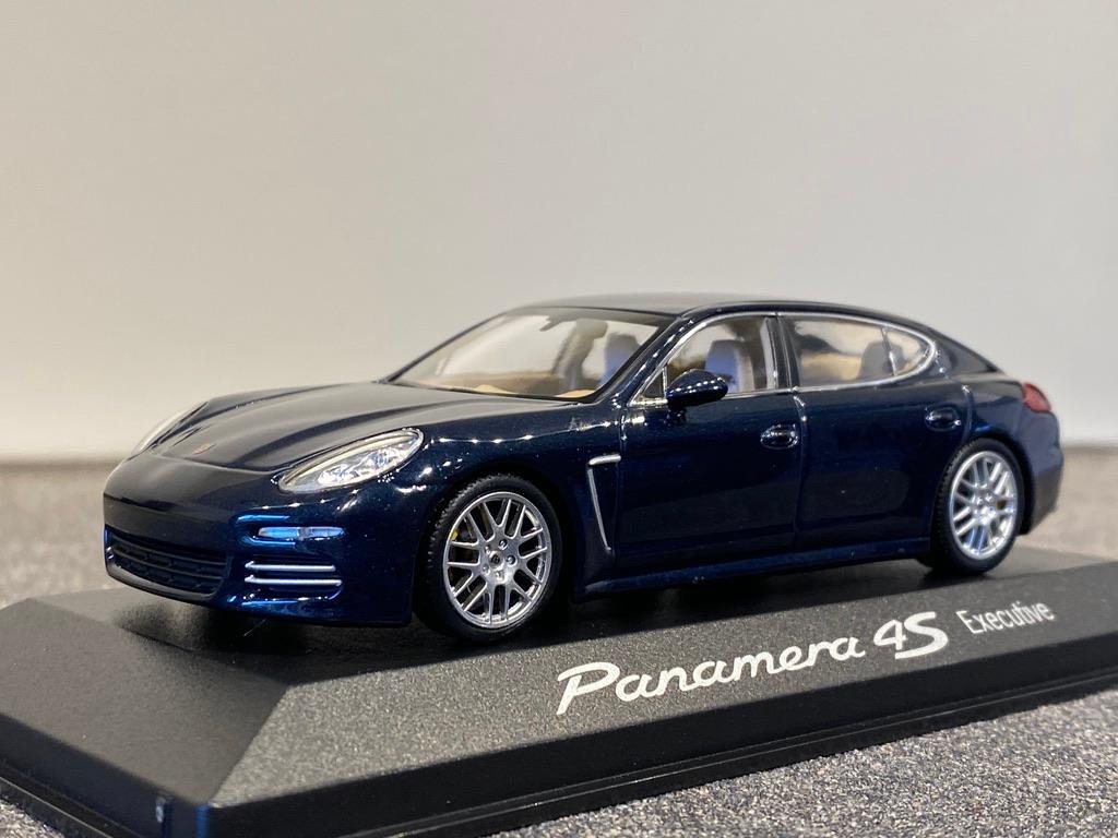 Skala 1/43 Exklusiv modellbil: Porsche Panamera 4S Executive fr Minichamps