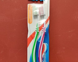 Tandborstar 2 stycken för rengöring från Aquafresh