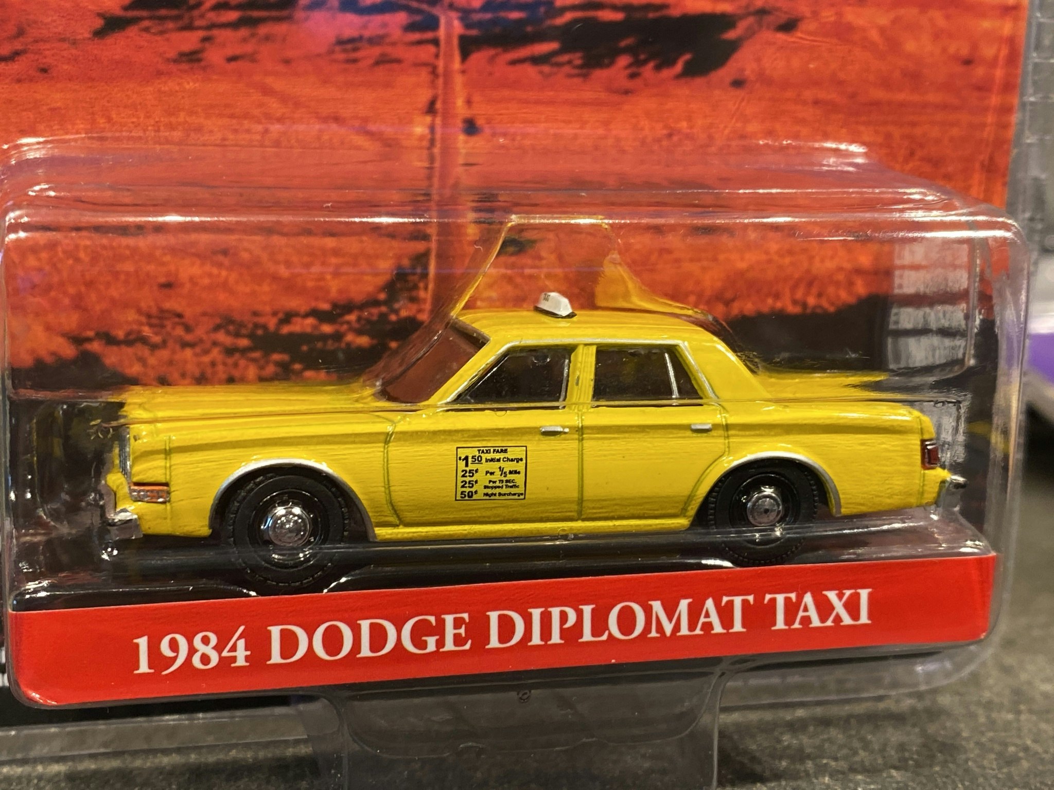 Skala 1/64 Dodge Diplomat 84' Taxi "Thelma & Louise" fr Greenlight