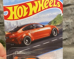 Skala 1/64 Hot Wheels, Jaguar XE SV Project 8