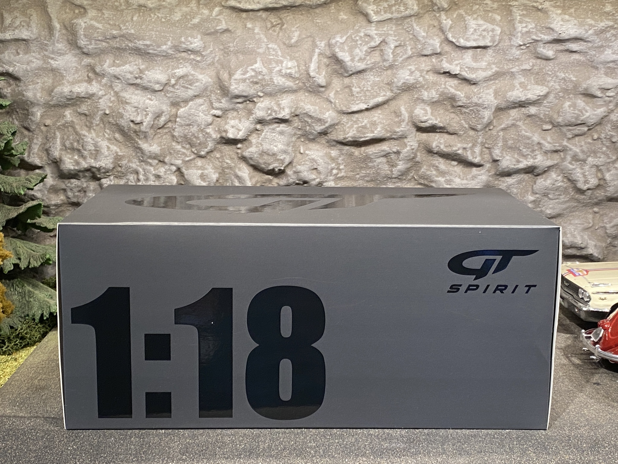 Skala 1/18 Koenigsegg Gemera 2021' Resin series, Lim ed. 1500 ex fr GT Spirit