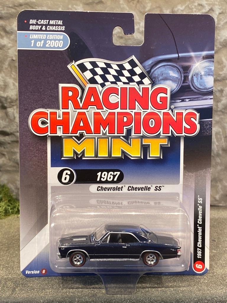 Skala 1/64 Chevrolet Chevelle SS 67' fr Racing Champions Mint