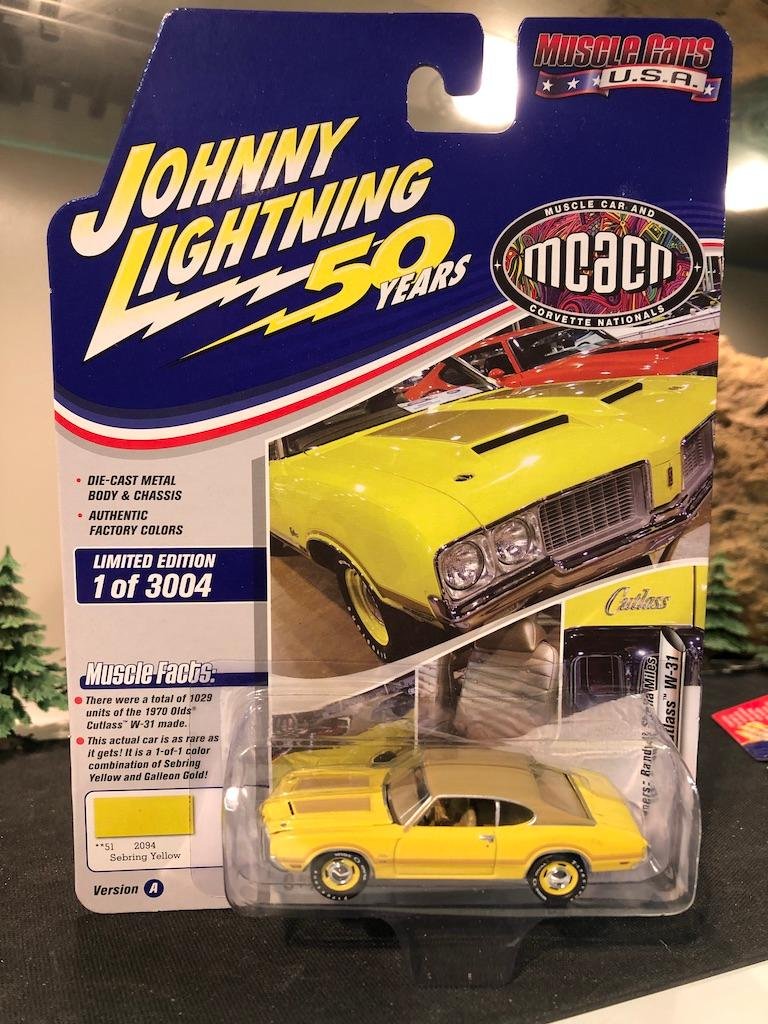 Skala 1/64 Olds Cutlass W-31 70' "MCACN" Muscle Cars USA f Johnny Lightning