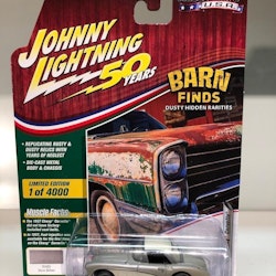 Skala 1/64 Chevy Corvette 57 "Barn Finds" fr Johnny Lightning Lim ed.