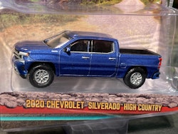 Skala 1/64 Chevrolet Silverado High Country 20' Ser.10 "All-Terrain" från Greenlight