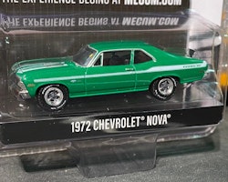 Skala 1/64 Chevrolet Nova 72' "Mecum auctions" från Greenlight