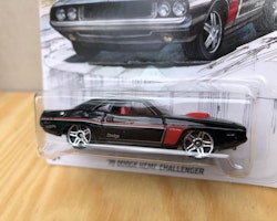 Skala 1/64 Hot Wheels 70' Dodge Hemi Challenger
