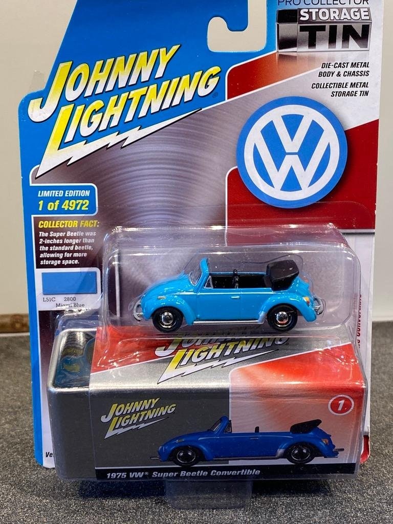 Skala 1/64 Volkswagen Super Beetle Convertible 75 i metallbox Johnny Lightning