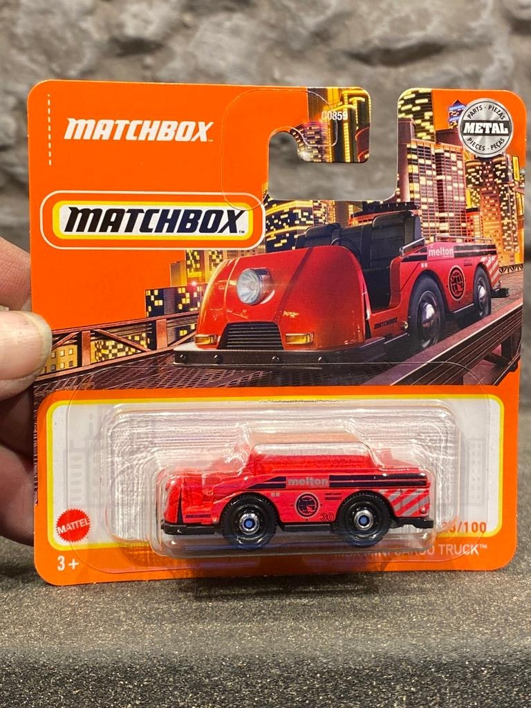 Skala 1/64 Matchbox - MBX Mini Cargo Truck