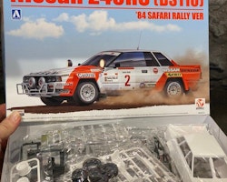 Skala 1/24 Nissan 240RS (BS110) 84' Safari Rally Ver. fr BEEMAX