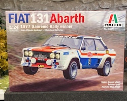 Skala 1/24 Fiat 131 Abarth Sanremo winner 1977 från ITALERI