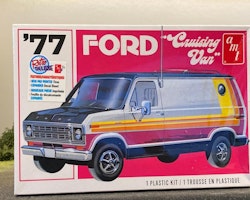 Skala 1/25, Ford Cruising Van 77' från AMT