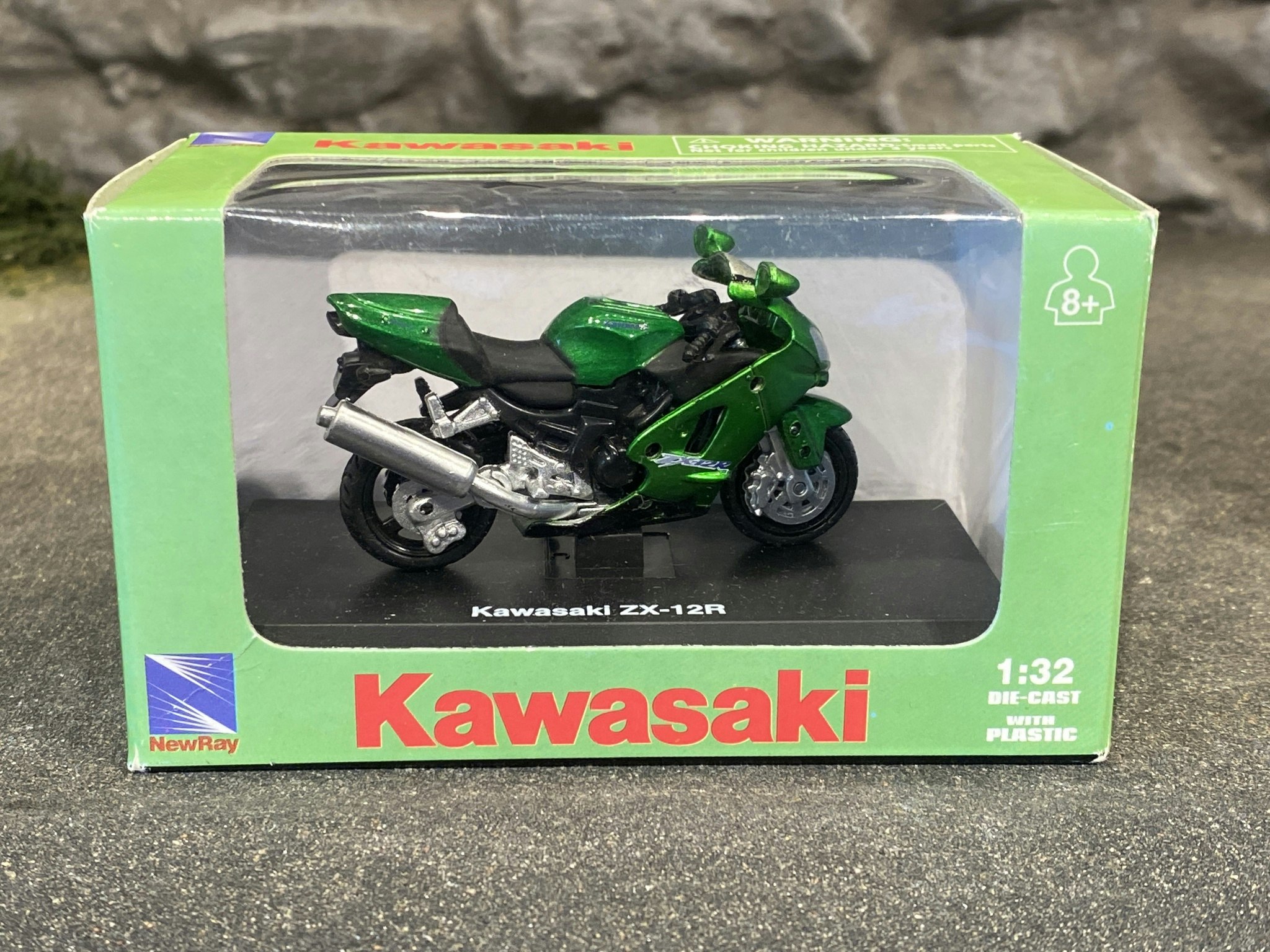 2本まとめ ニューレイ 1/32 カワサキ ZX-12R Kawasaki ZX 12R New Ray
